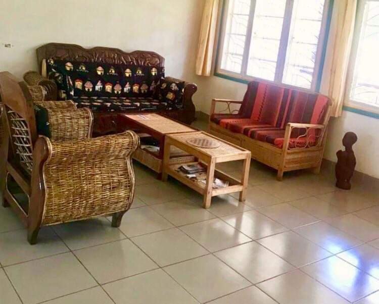 Homestaystudio62 Джинджа Екстериор снимка